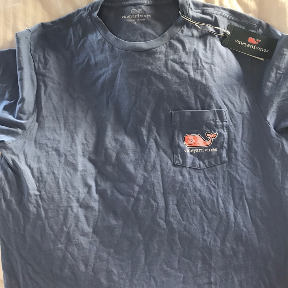 Brand new never worn Vineyard vines Tshirt